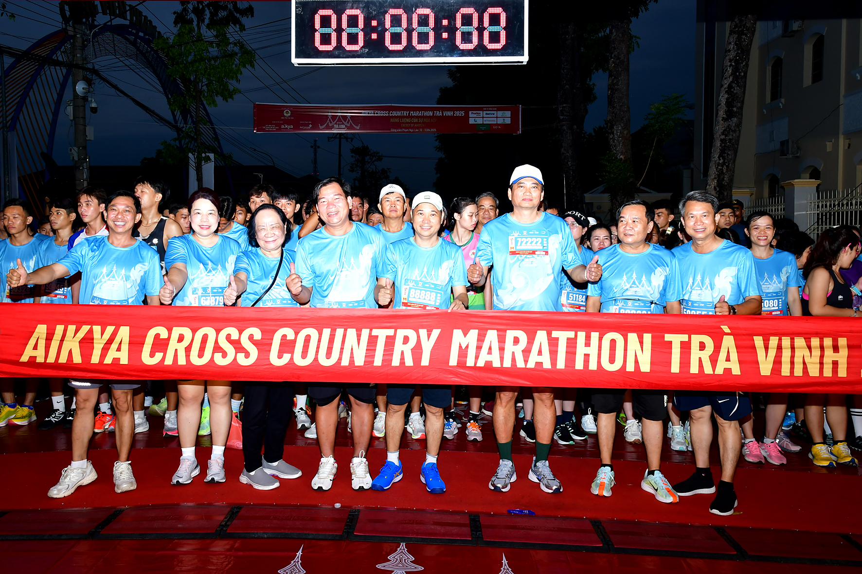 Nearly 4,300 runners gathered in Trà Vinh for the Aikya 2025 Running Festival.
